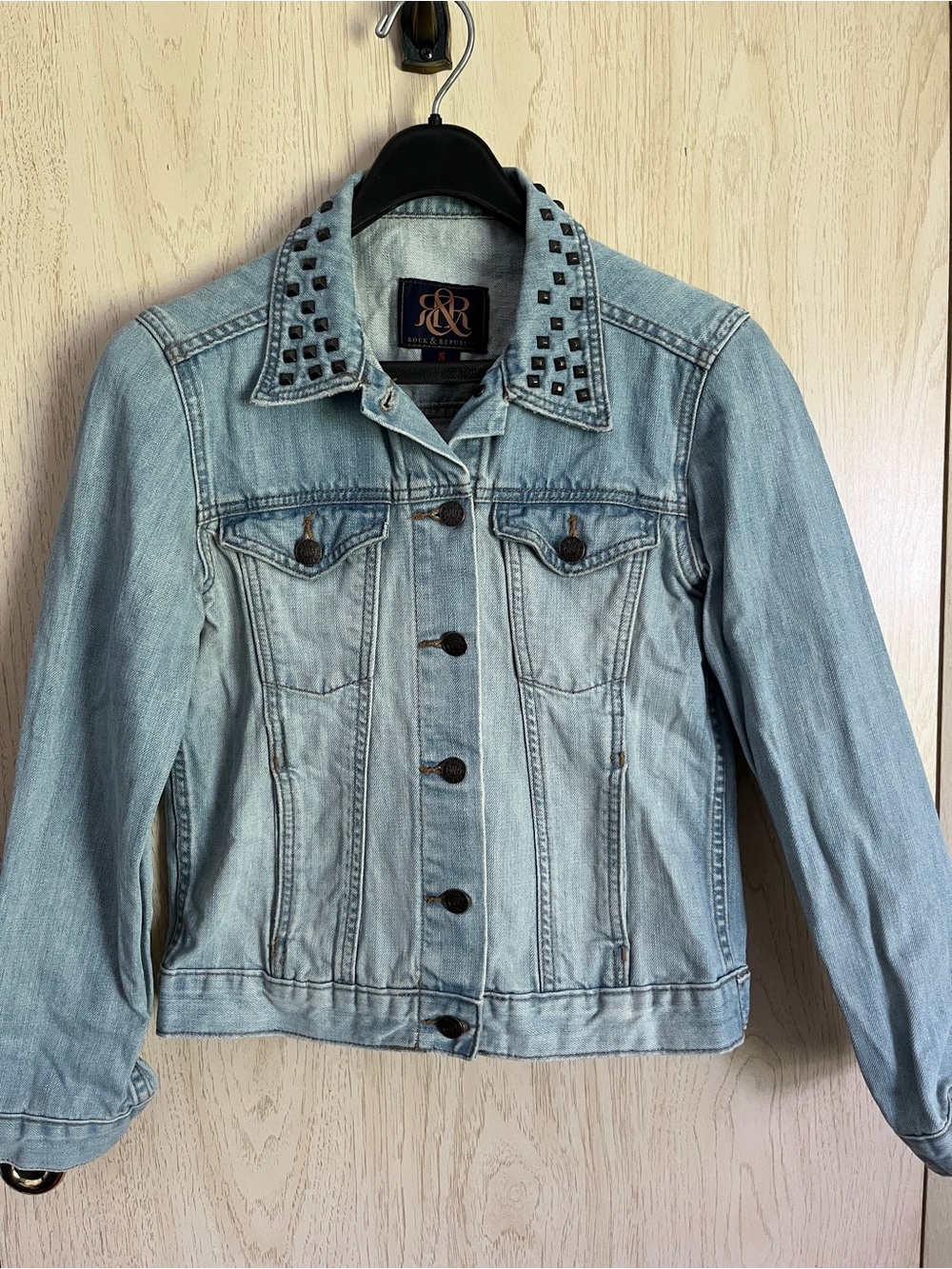 Rock & Republic Hitchiker Women’s Denim Jean Jacket Studded Collar Size Small
